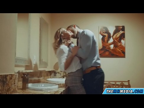 ❤️ Бүкіл аққұба сізді қоғамдық дәретханада азғырғанда ☑ Порно vk kk.shufflesex-com.ru ﹏